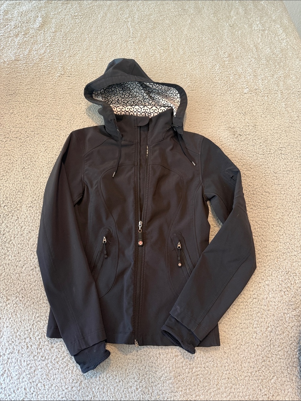 Lululemon vintage Women's Black Hooded Utility Jacket size small